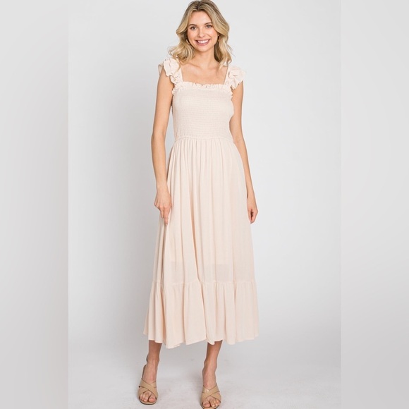 NWT Jodifl Women’s Cream Boho Cottage Core Maxi Ruffle Smocked Dress Sz 2X - Picture 2 of 16